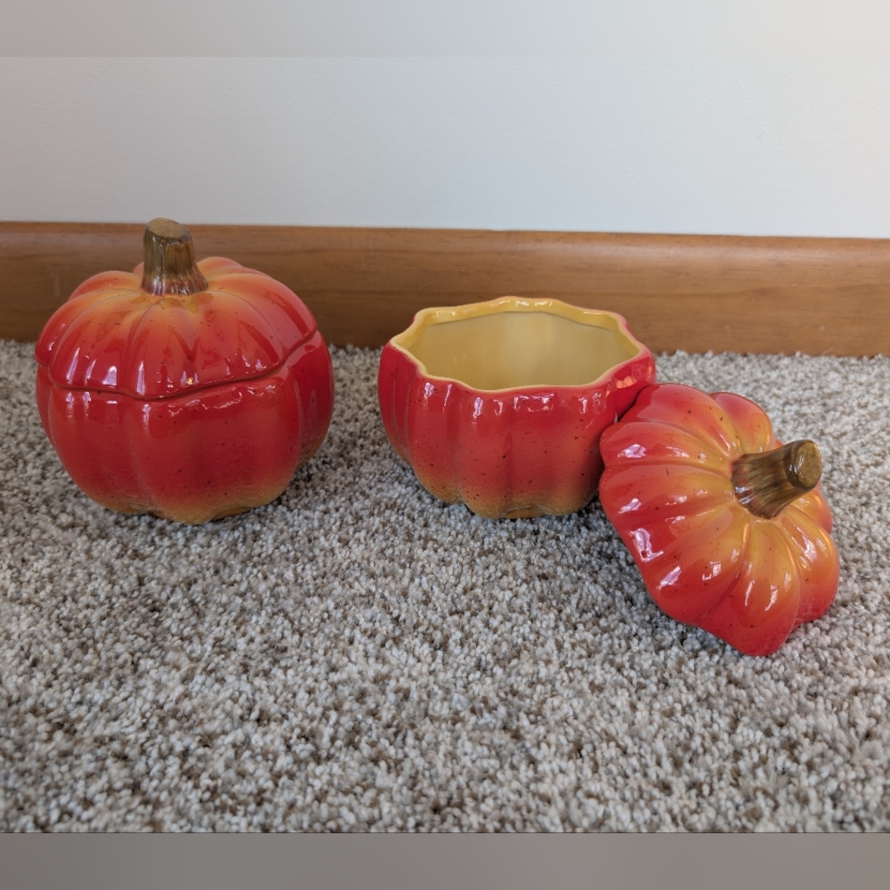 2 Home & Garden Party Ceramic Pumpkins For Fall Thanksgiving Halloween